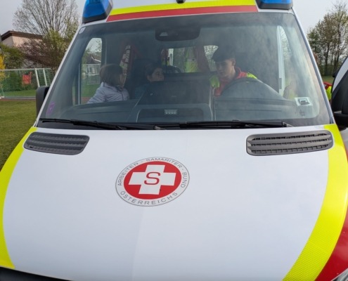 PXL_20260415_080302680